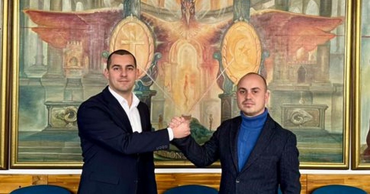 Разцеплението на доганисти и пеевисти в ДПС е обхванало и