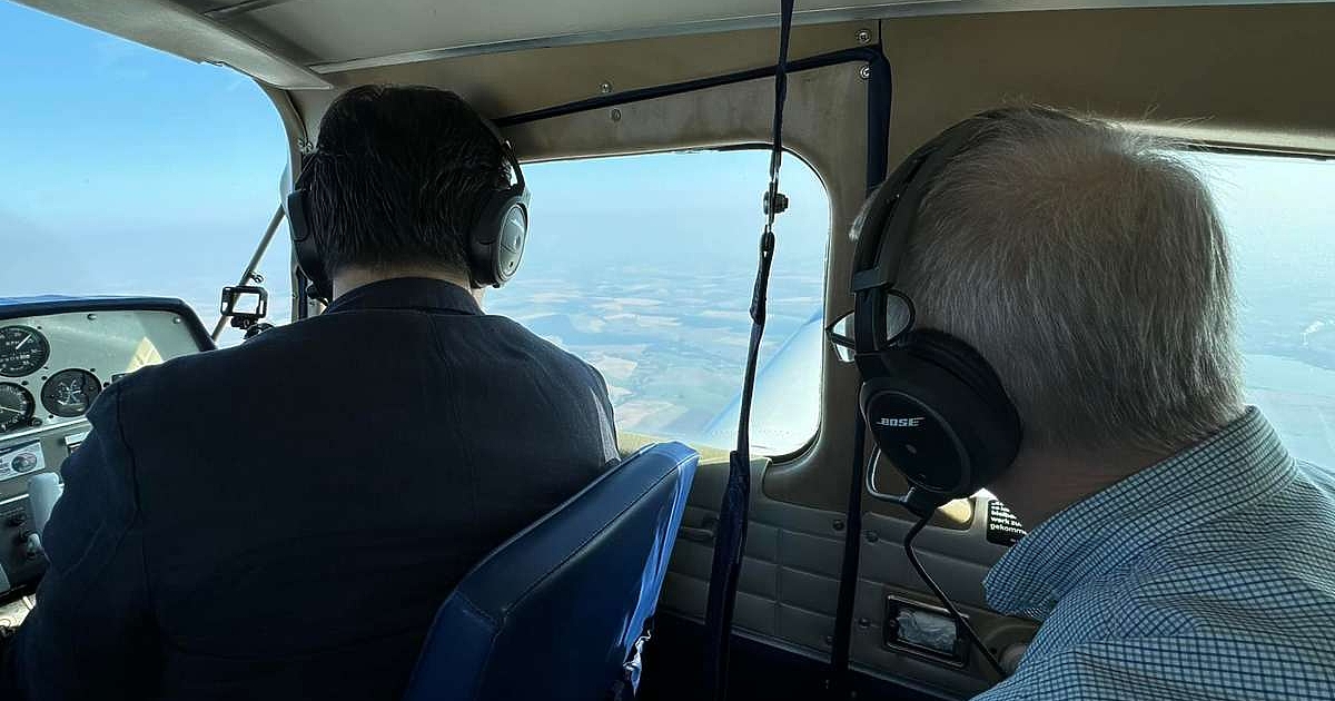 Съпредседателят на Продължаваме промяната“ (ПП) Кирил Петков и експремиерът Николай