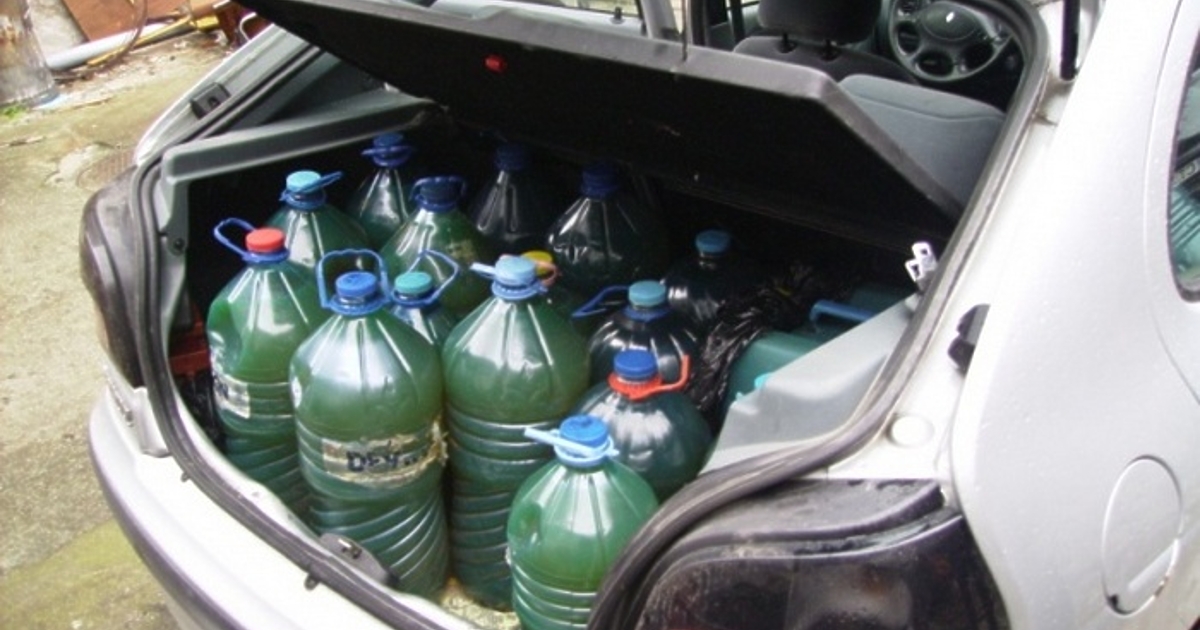 Екипи на гръцката полиция интензивно проверяват след преминаване на границата за