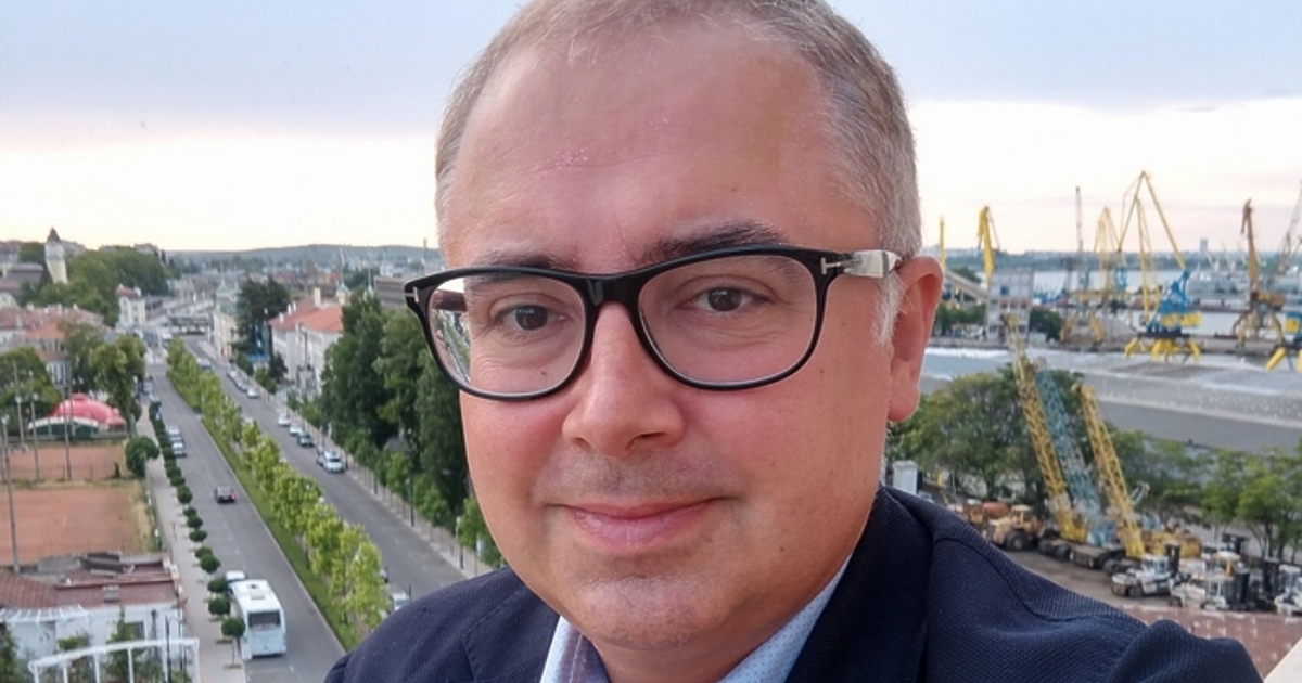 След втори опит и кратък дебат Народното събрание освободи зам.-председателя на