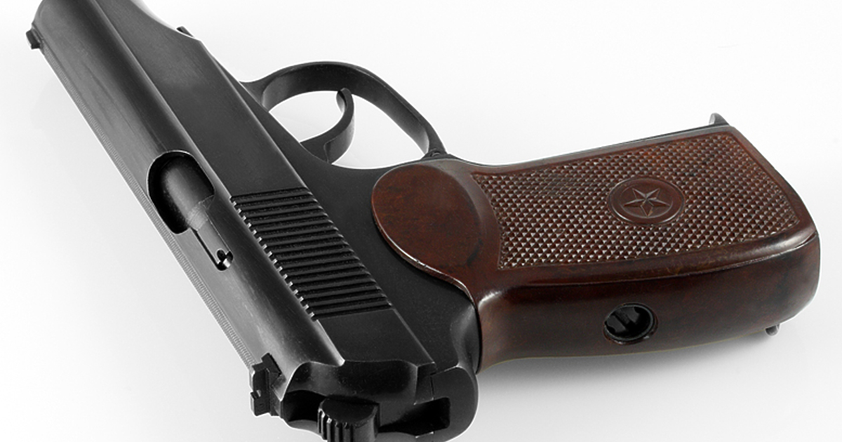 Оставен патрон в цевта на пистолета, който детето е взело