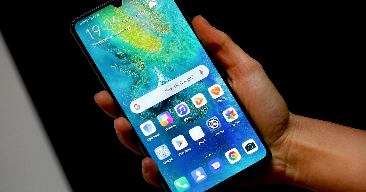 Не само най-скъпите, но и средният клас смартфони ще имат