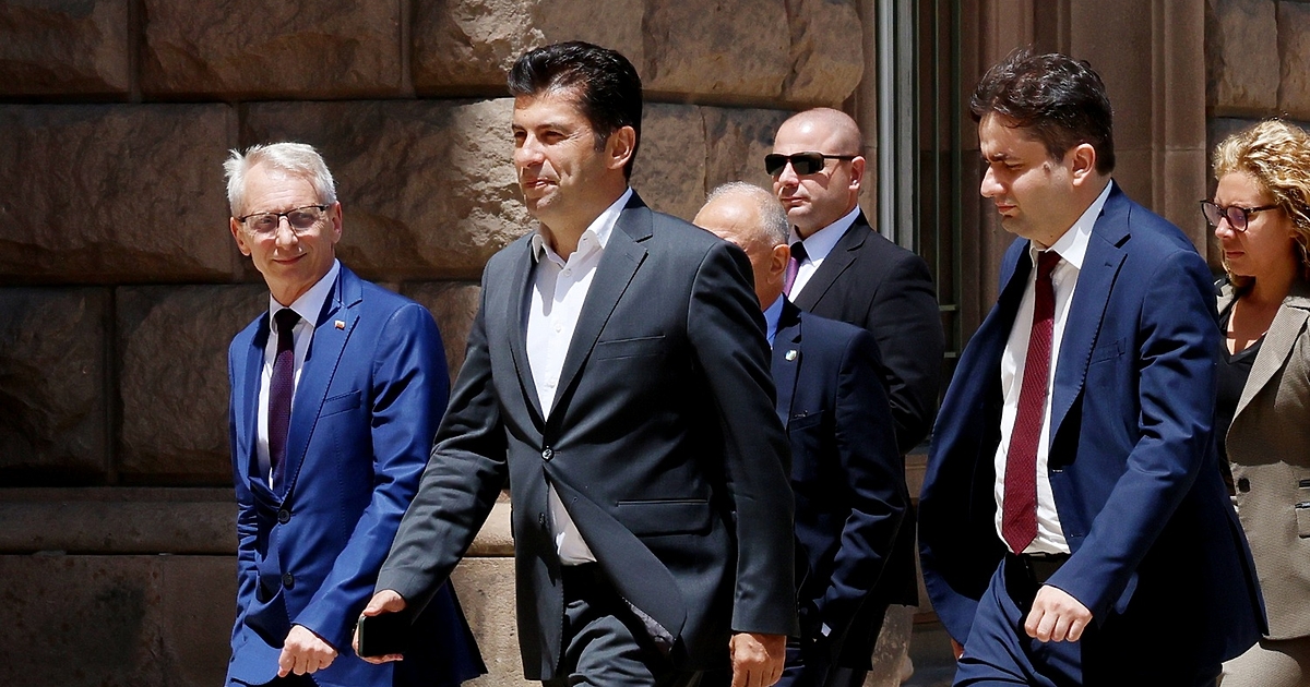 Продължаваме промяната - Демократична България (ПП-ДБ) кани председателя на Народното