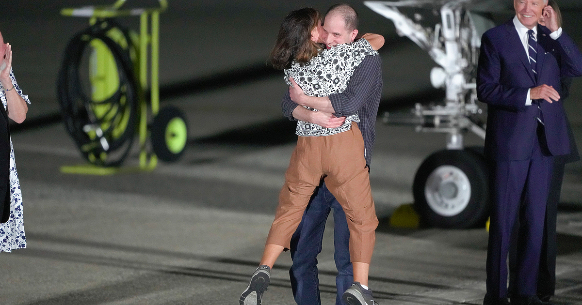 Президентът на САЩ Джо Байдън и вицепрезидентката Камала Харис приветстваха