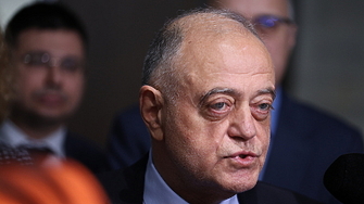 Депутати от БСП начело с Георги Свиленски и Борислав Гуцанов