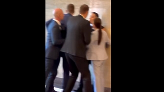 Депутати от Продължаваме промяната – Демократична България ПП ДБ и Възраждане