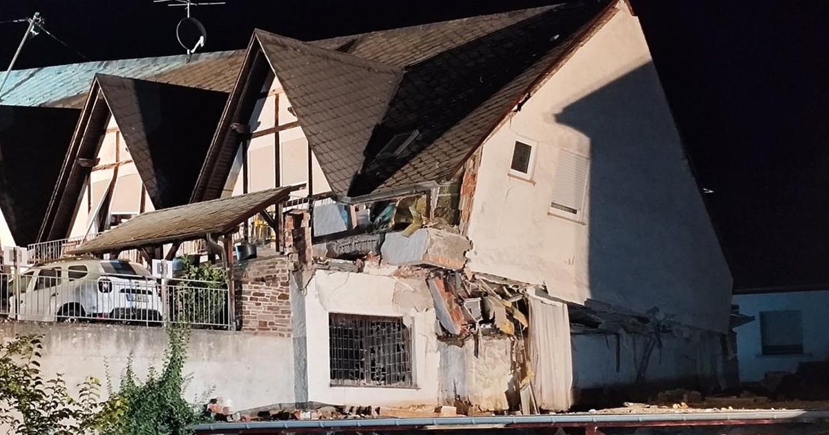 Част от хотел в германския град Крьов на река Мозел