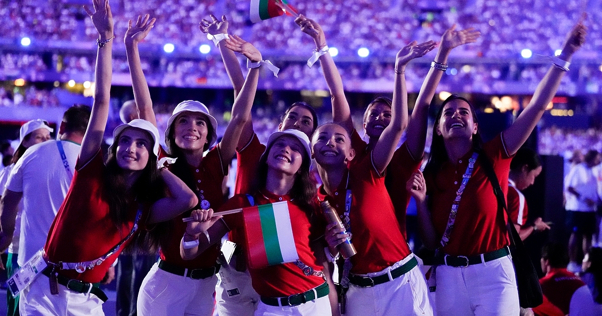 С вълнуваща и елегантна церемония на емблематичния Стад дьо Франс