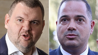 Атака Атака Червените сините белите в зависимост от цветовете