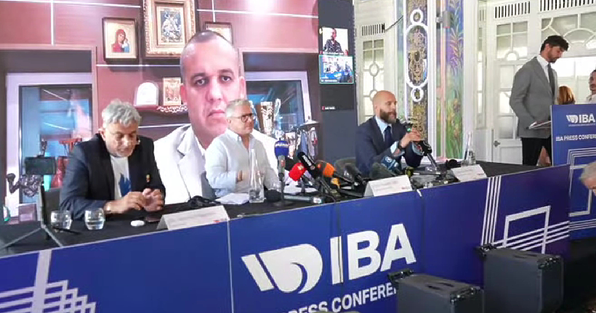 Международната боксова асоциация (ИБА) е тествала набедените за мъже боксьорки Имане