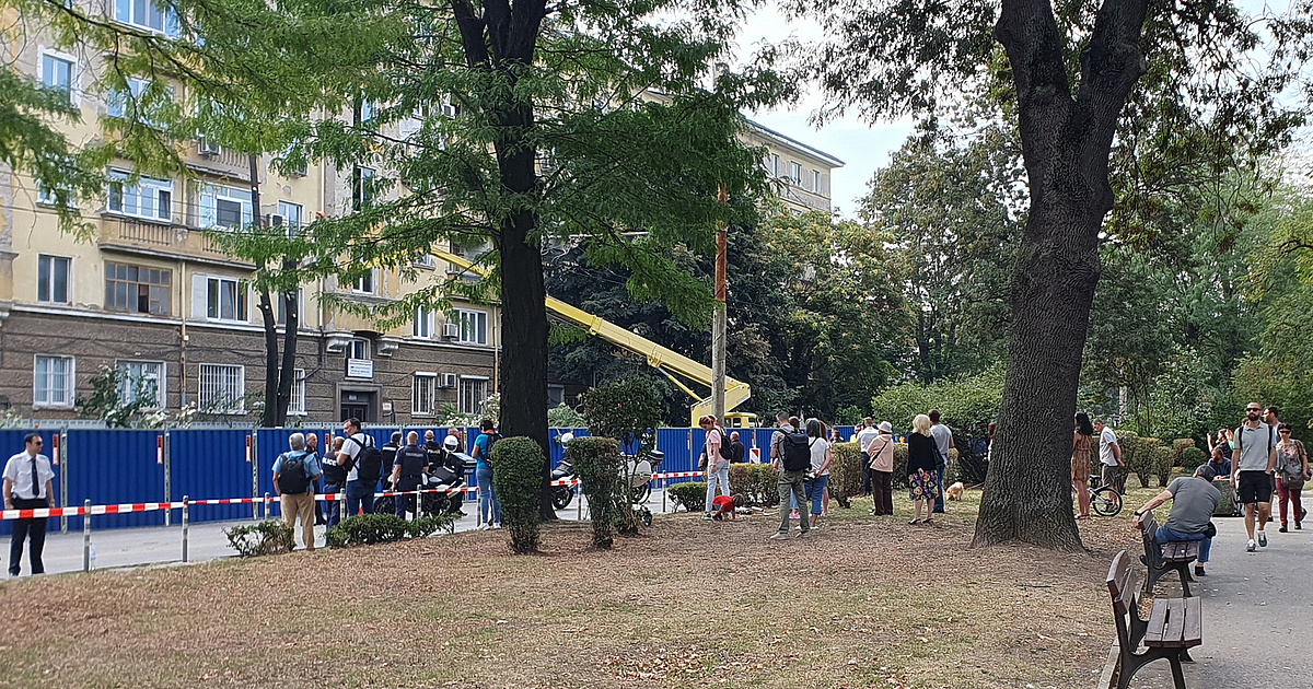 Столичният общински съвет изслуша недоволните от разширяването на столичната ул. Опълченска, след