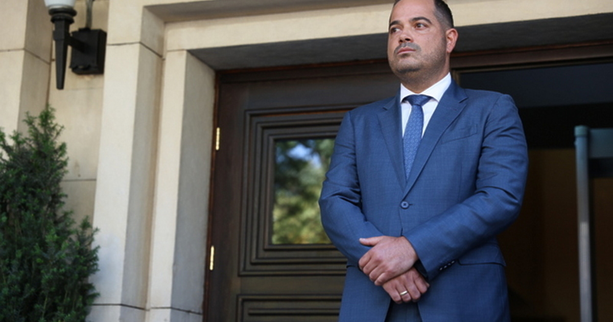 Моралната победа е за мен. Това заяви Калин Стоянов при