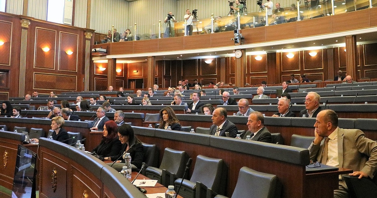 Техническият персонал в косовския парламент обяви стачка днес с искане