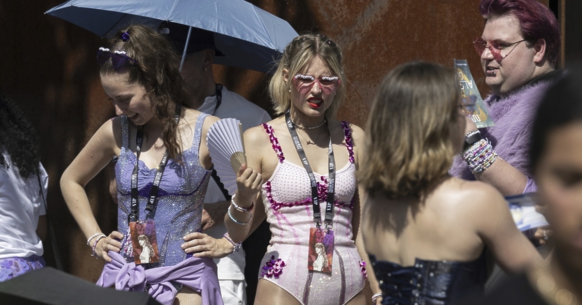 Мега звездата на американската поп музика Тейлър Суифт все още