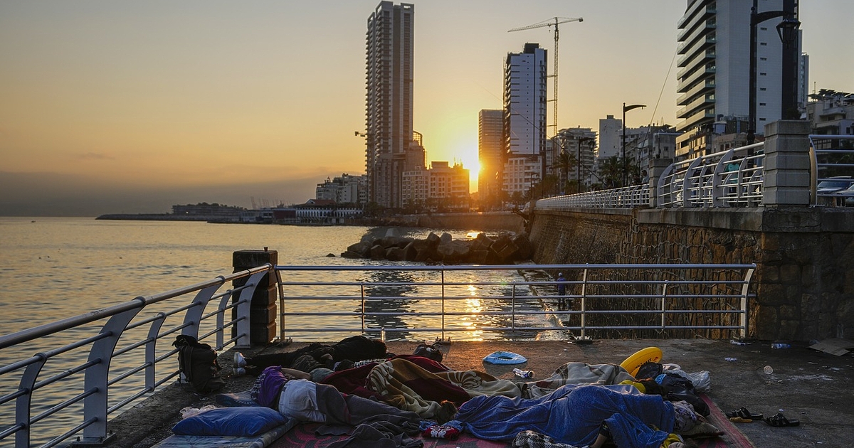 България подготвя евакуацията на свои граждани, намиращи се в Ливан,