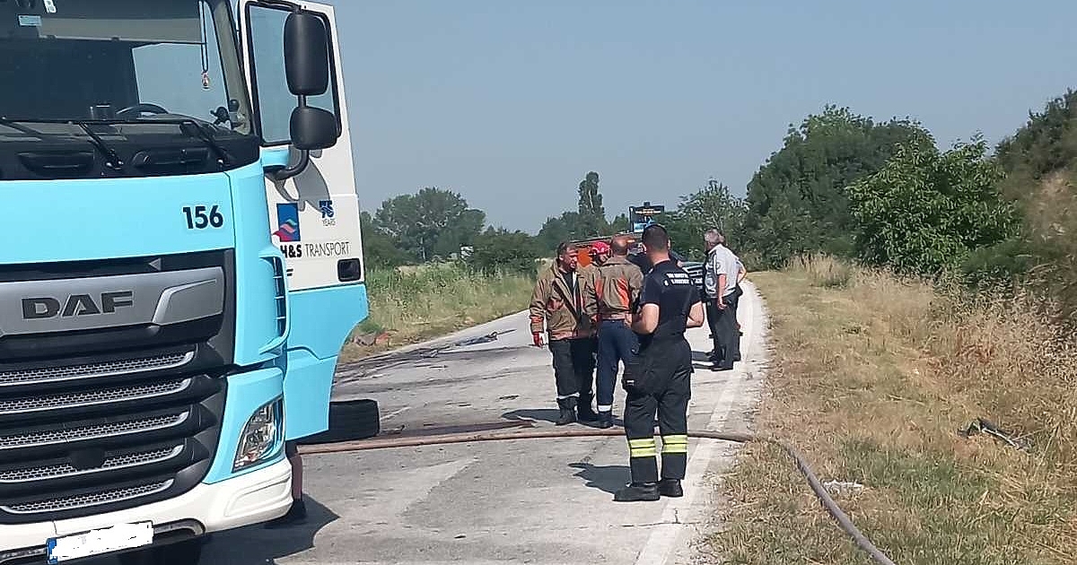 Двама души са загинали при катастрофа, станала в Бургас в четвъртък