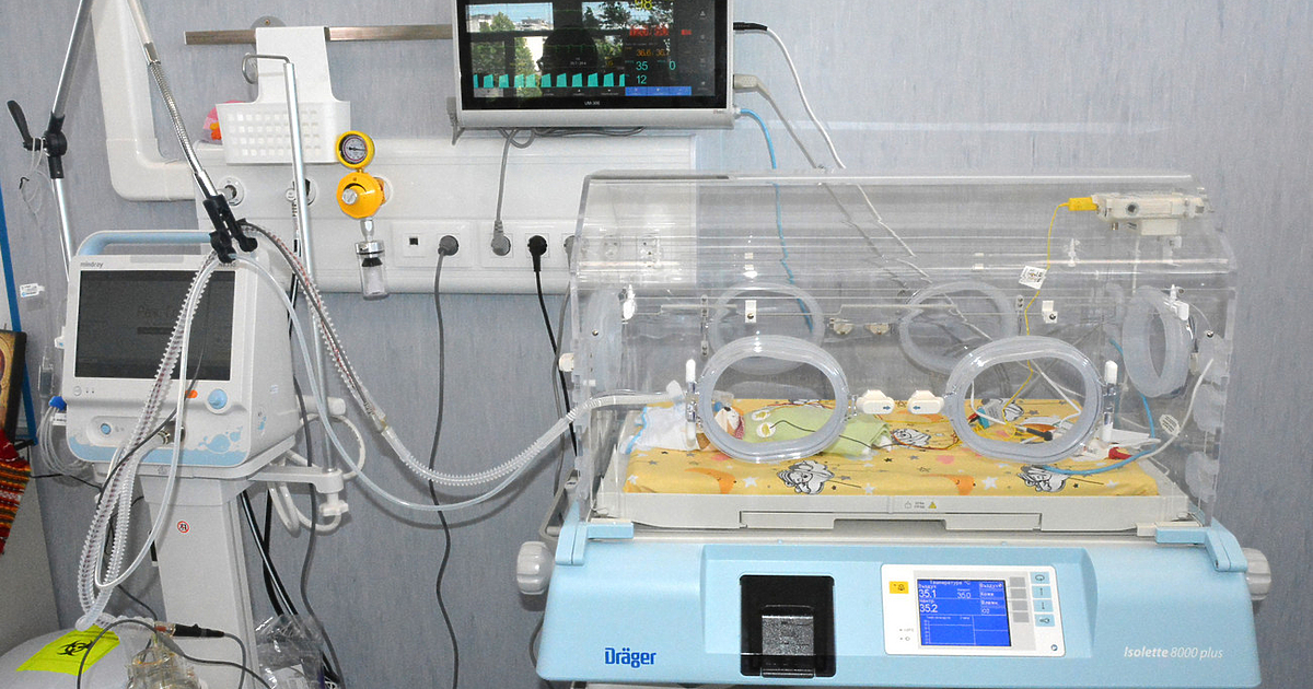 Намерена е майката на бебето, захвърлено пред къща в Айтос. Това