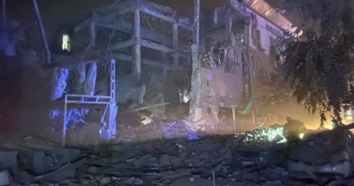 Трима души, включително едно дете, бяха убити, а няколко бяха