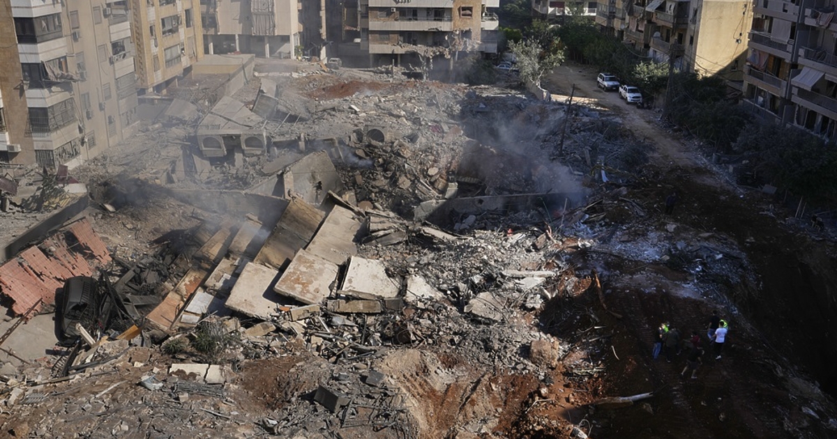 Поне 53-ма загинаха при израелски атаки в Ливан. В южното село