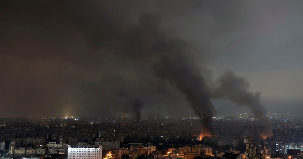 Нова поредица от въздушни удари нанесе Израел в покрайнините на
