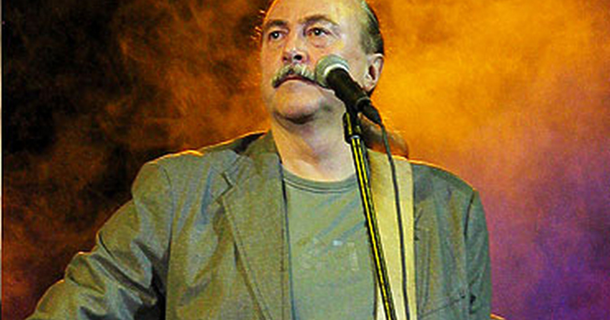 Почина българският певец, музикант и композитор Кирил Маричков.Трагедията се е