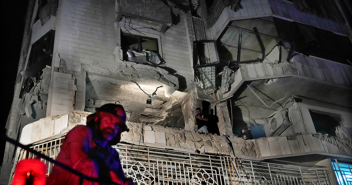 Поне 18 загинаха в Северен Ливан след бомбардировка на Израел.