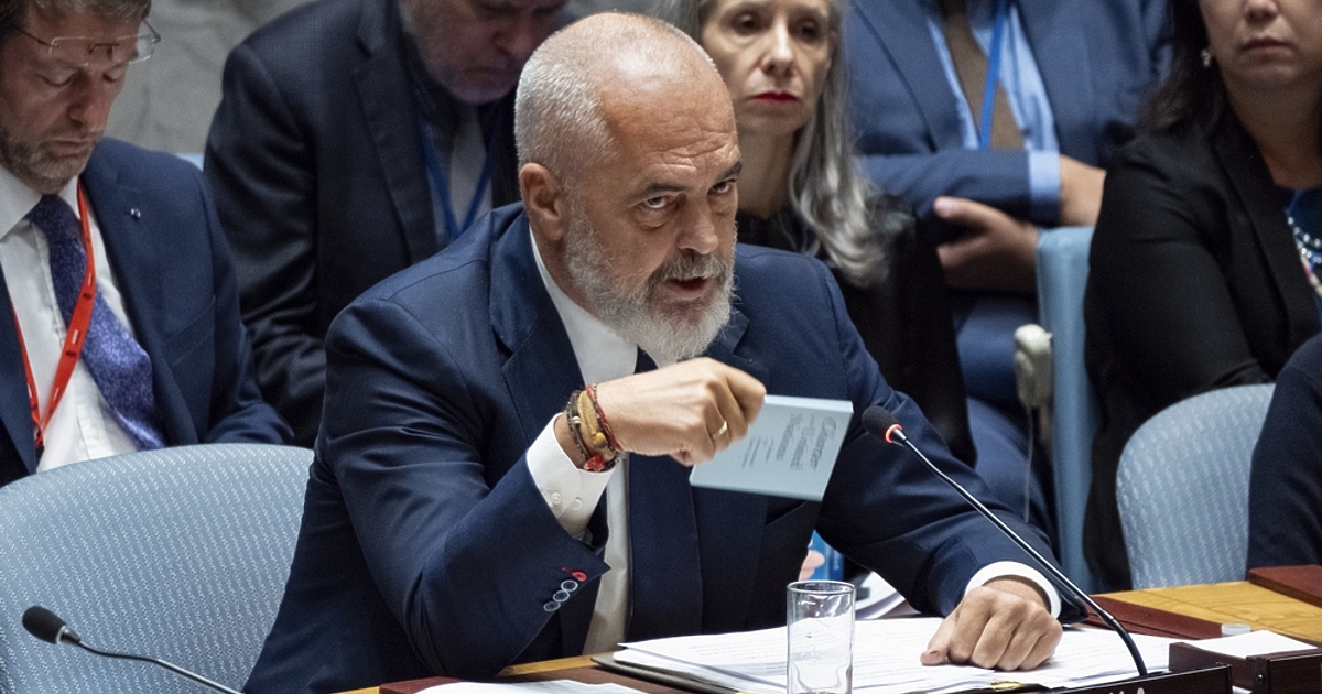 В края на септември в интервю за Ню Йорк таймс“