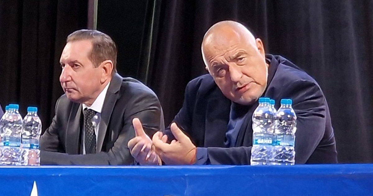 “Никой освен ГЕРБ не иска редовно правителство, никой не може