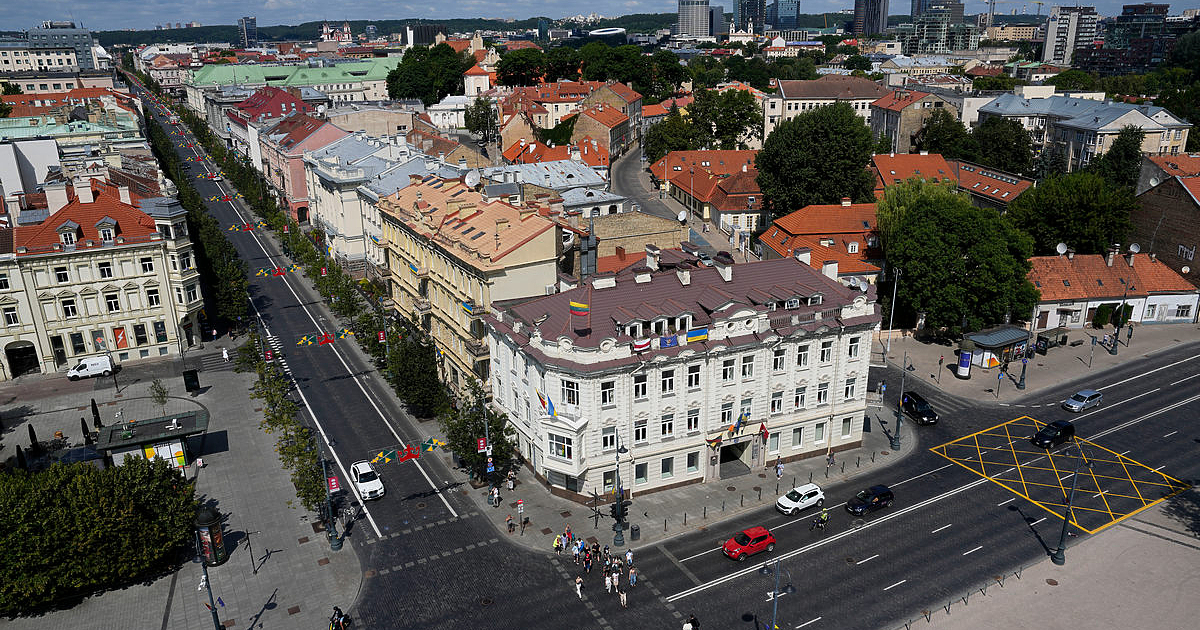 Литовците гласуват днес на избори за парламент, като управляващата партия