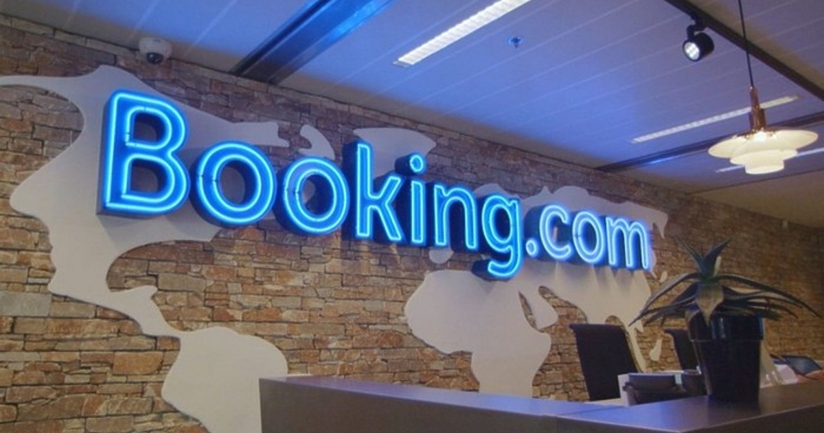 Компанията за резервации в интернет Booking Holdings Inc. трябва от