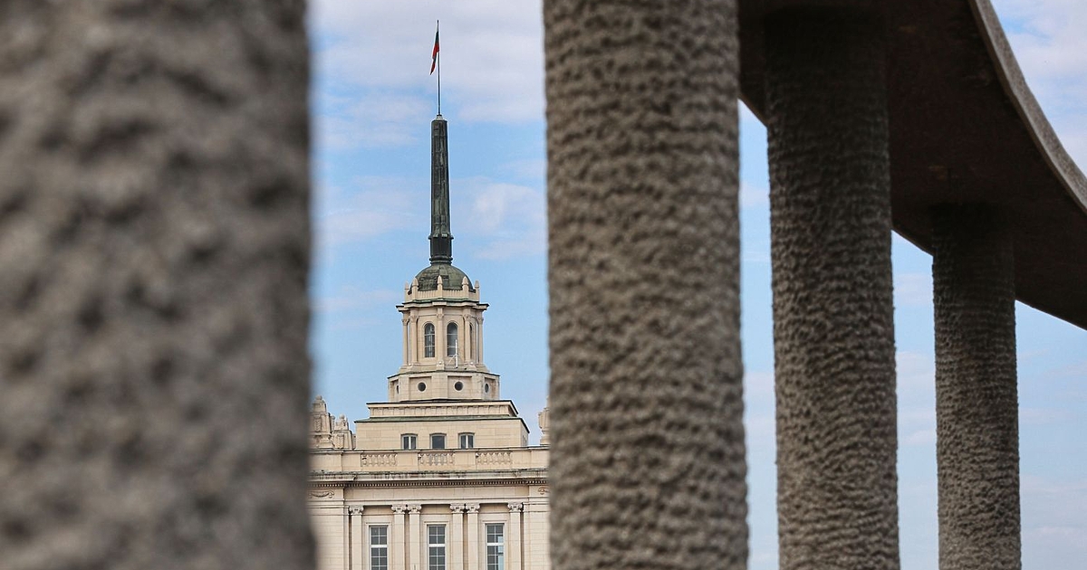 Главният въпрос на България днес е как да върне мнозинството