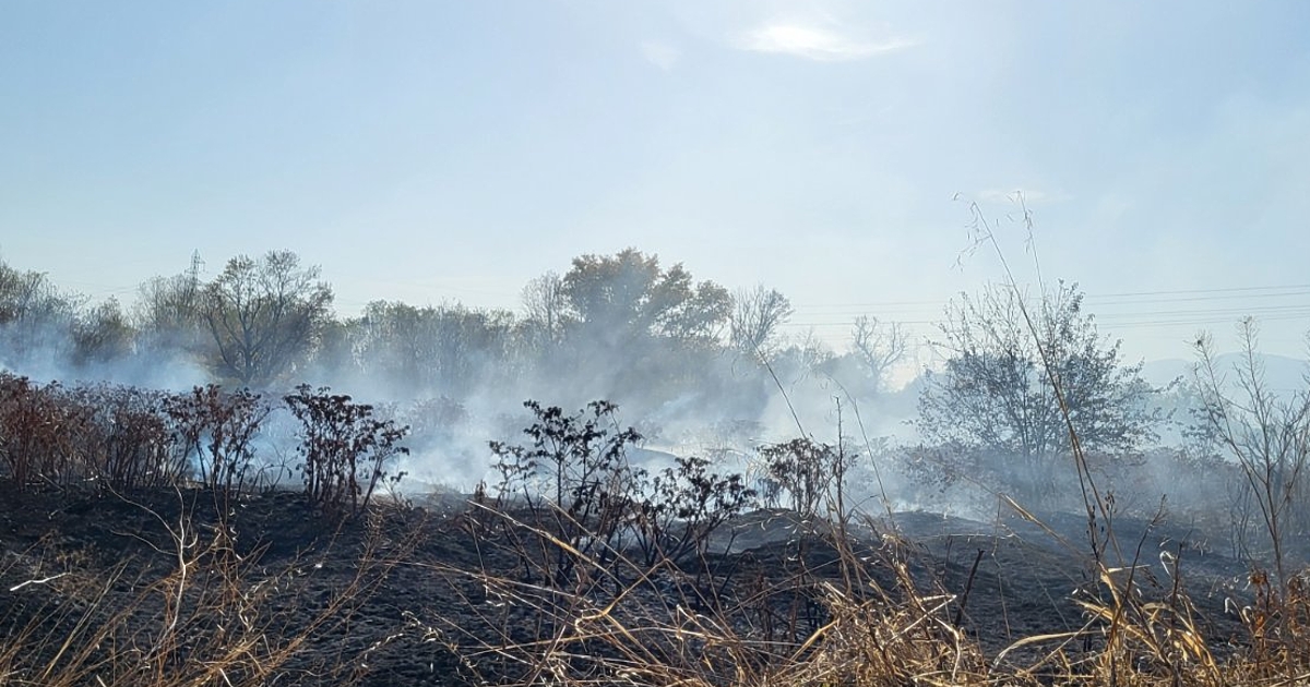 Хвосторанилището край садовското село Катуница продължава да тлее. Мерките, препоръчани