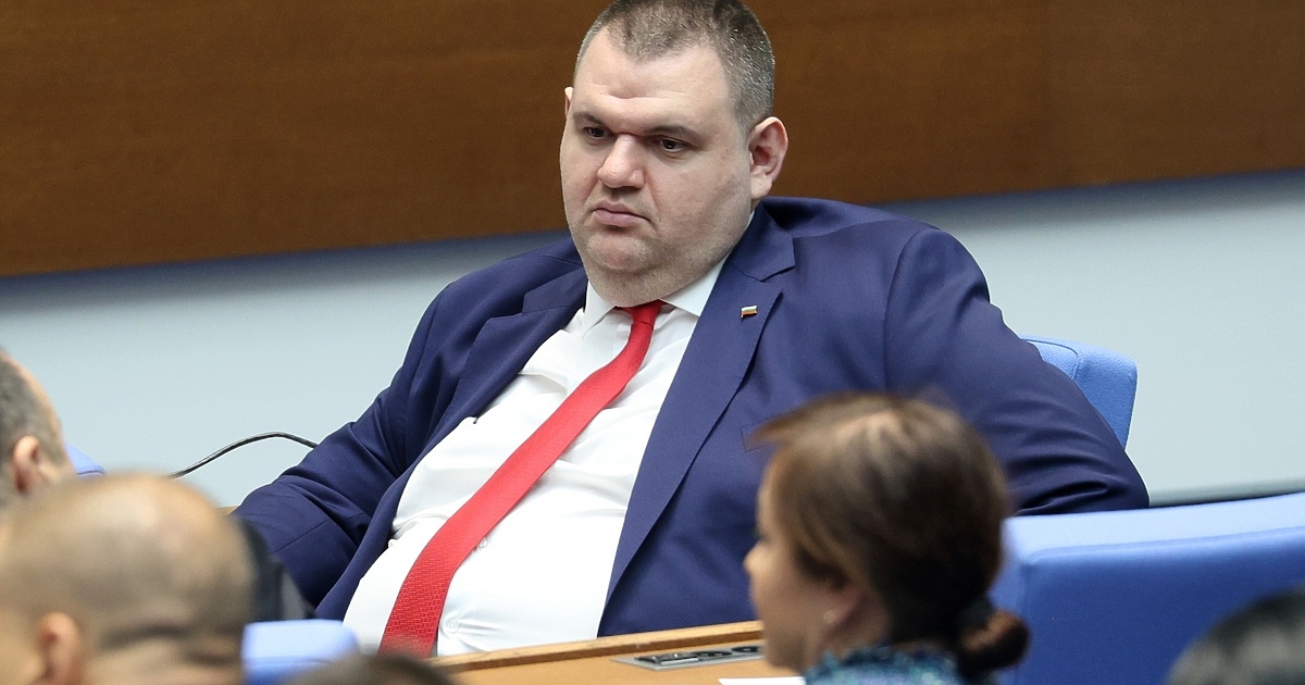 Коалиция Продължаваме Промяната - Демократична България“ (ПП-ДБ) изпрати до парламентарно представените