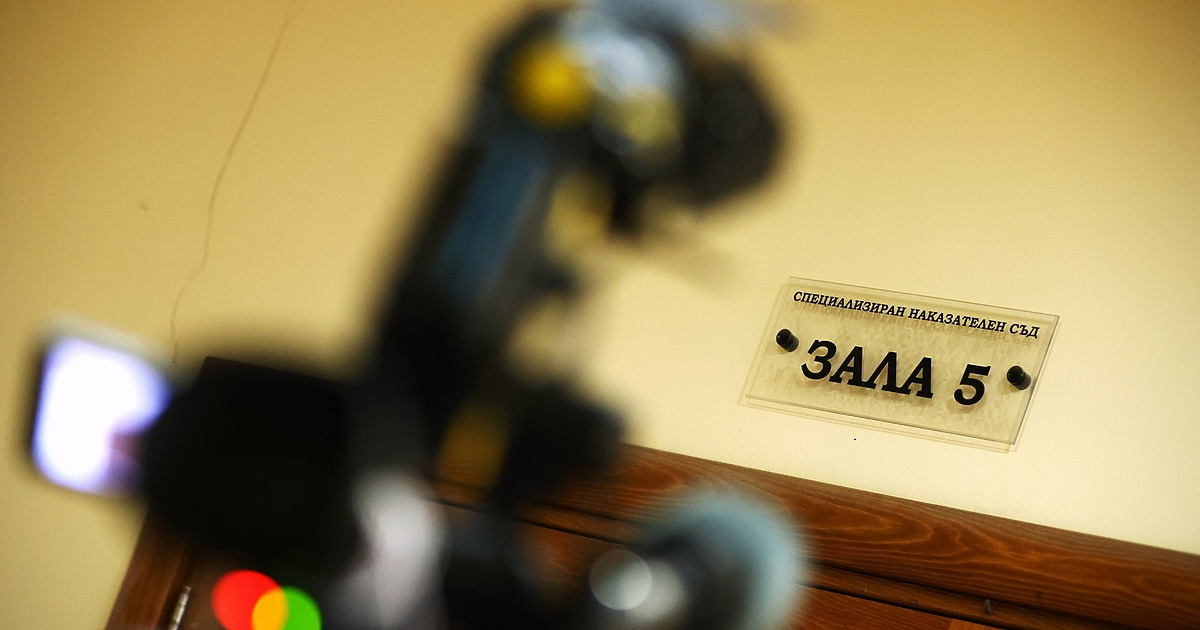 У нас големите неща - понеже са в тъмното, обвити