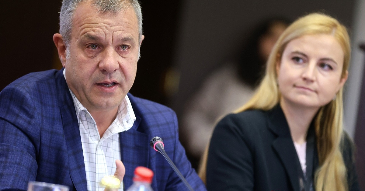 Журналистите от БНТ засега отказват да алармират открито за проблем