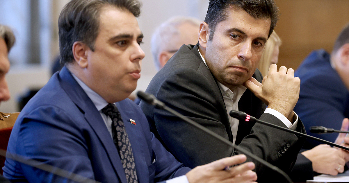 Продължаваме промяната“ (ПП) допуска възможността Демократична България“ (ДБ) да води