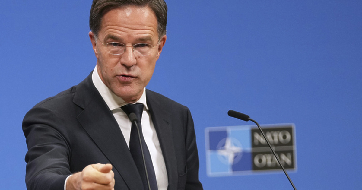 Украйна трябва влезе в преговори с Русия, когато реши и