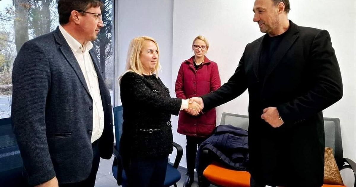 Кадър на коалиция Продължаваме промяната – Демократична България“ (ПП-ДБ) в