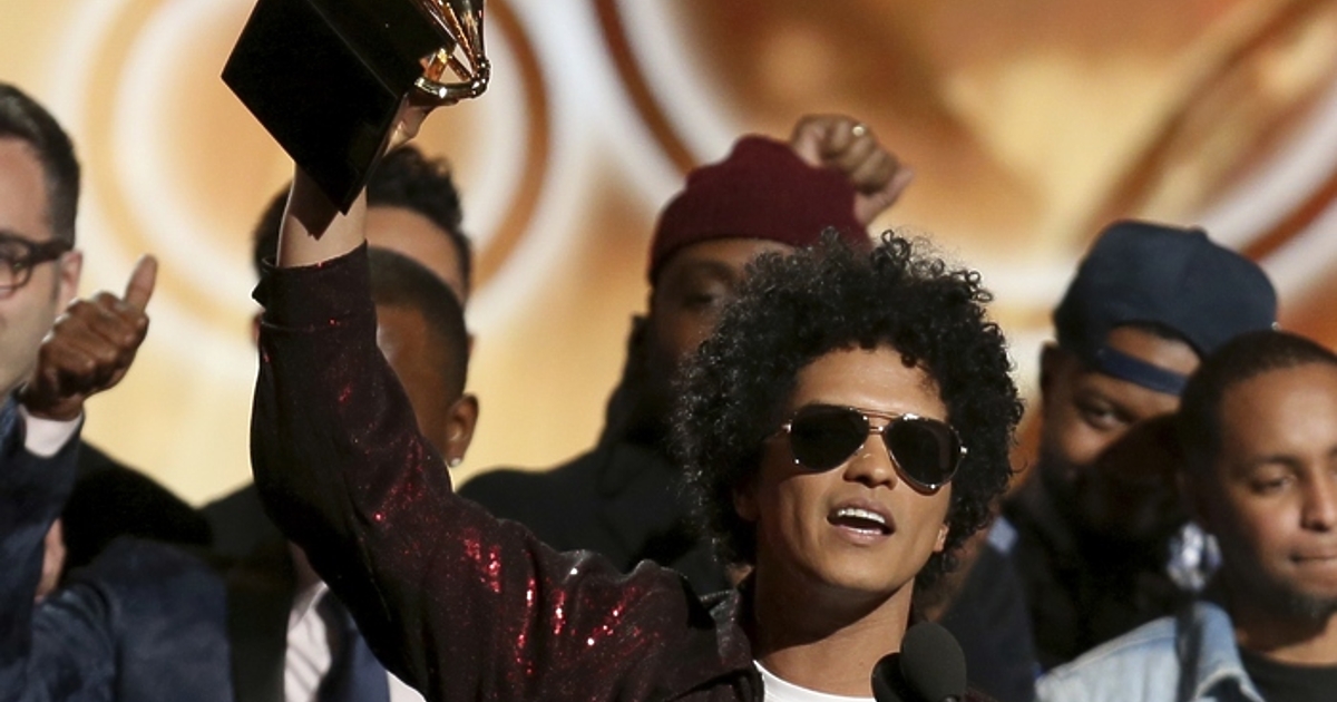 Лейди Гага и Бруно Марс оглавиха класацията Хот 100“ на