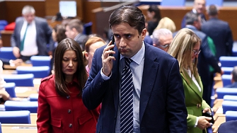 ГЕРБ и Демократична България твърдят че водят преговори за съставяне