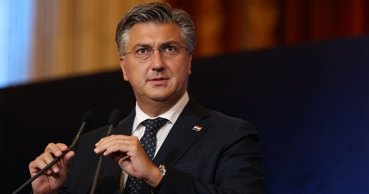 Две години, след като влезе в еврозоната, икономиката на Хърватия