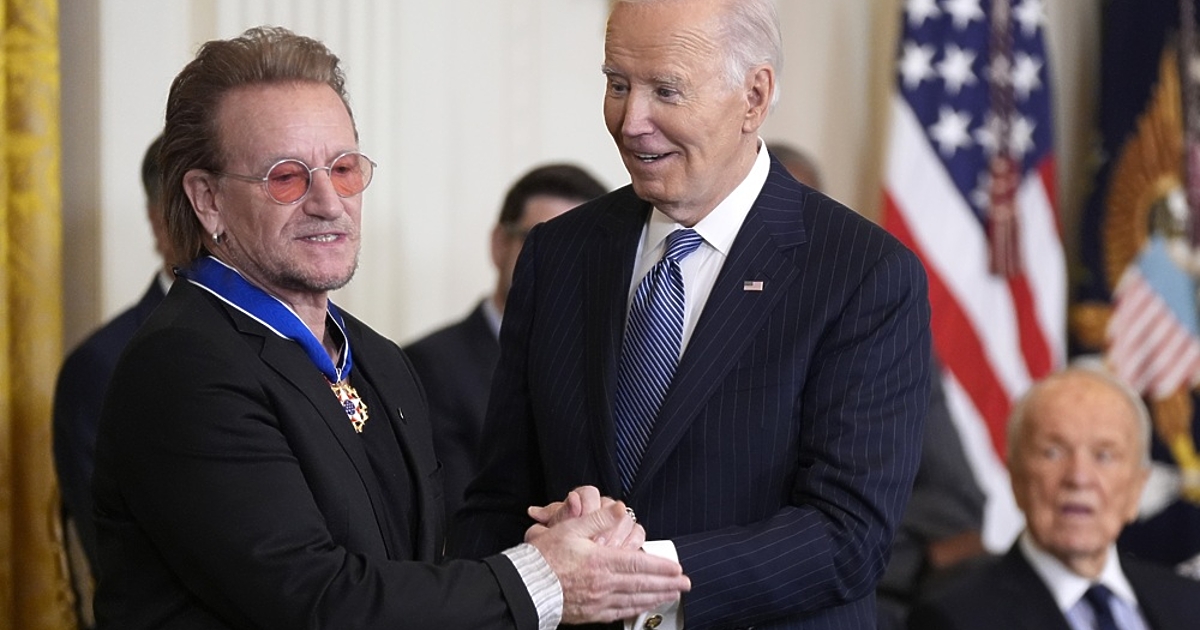 Президентът на САЩ Джо Байдън връчи престижния Президентски медал на