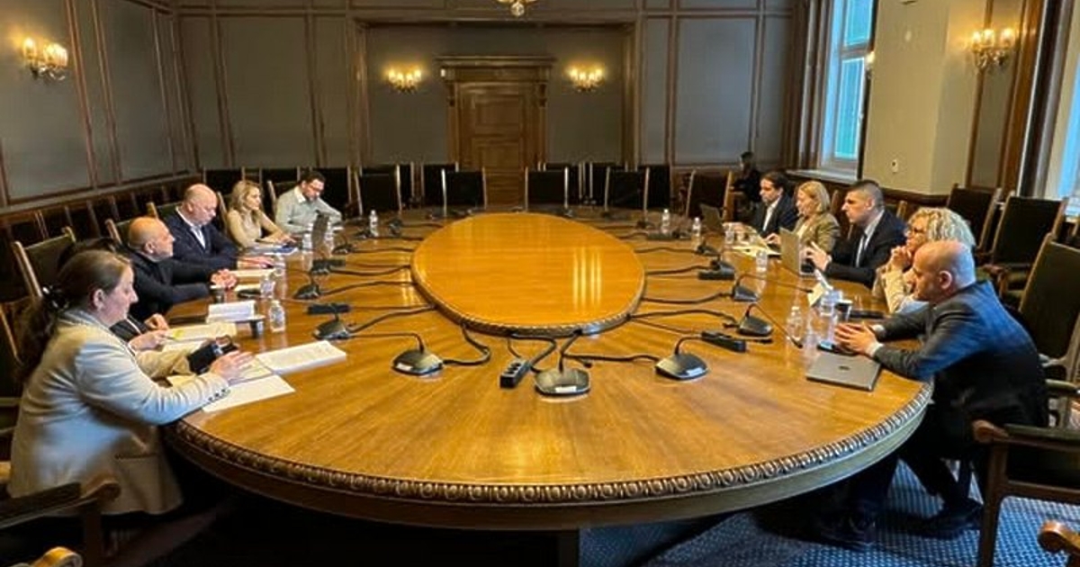 ГЕРБ е предложила възобновяване на преговорите за съставяне на правителство,