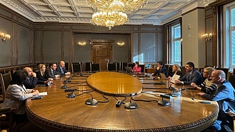 Преговорните екипи на ГЕРБ – СДС и Демократична България постигнаха