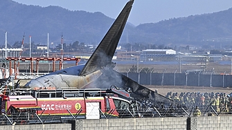 Южнокорейската полиция обискира офисите на авиокомпанията Jeju Air собственик