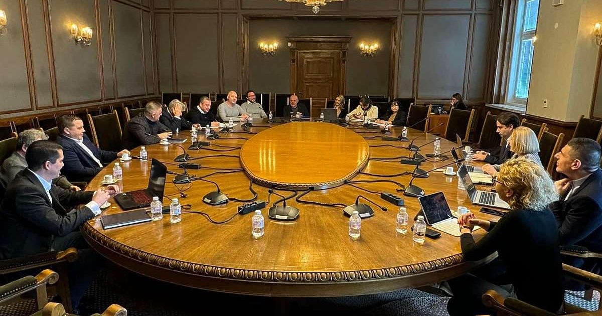 Нова среща за бъдещото управление, но този път в четворен