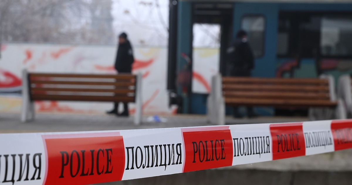 Четирима души са загинали при пожар във вагон на Централната