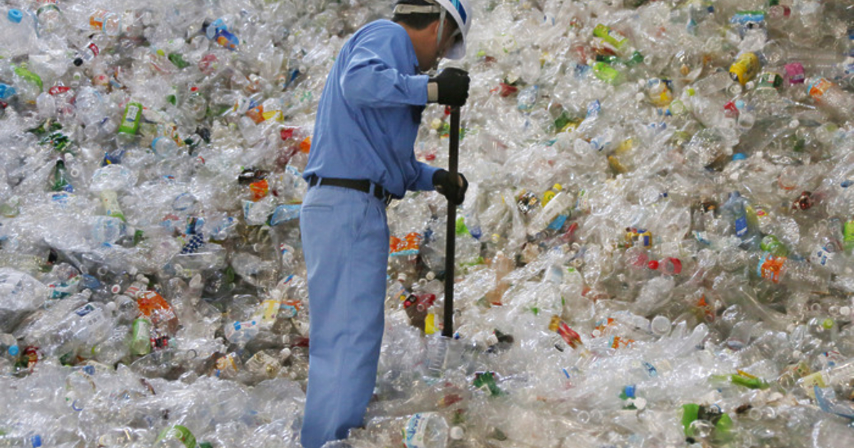 Микро- и нанопластмасите, които от години замърсяват околната среда, вече