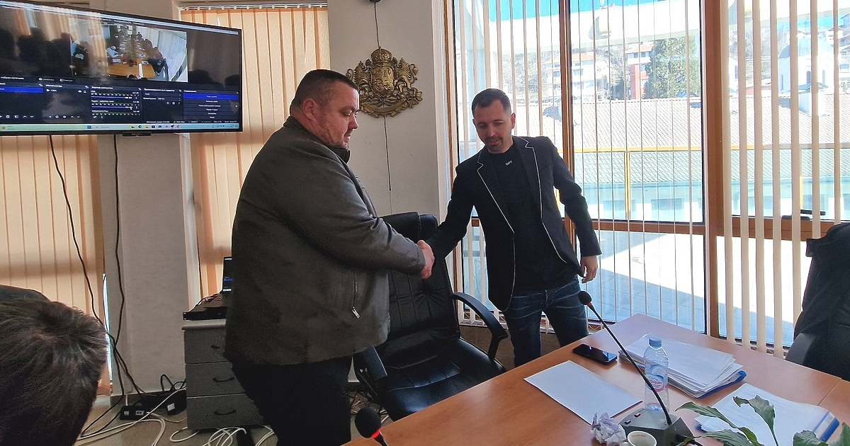 Неделино е една от малкото малки общини у нас, където