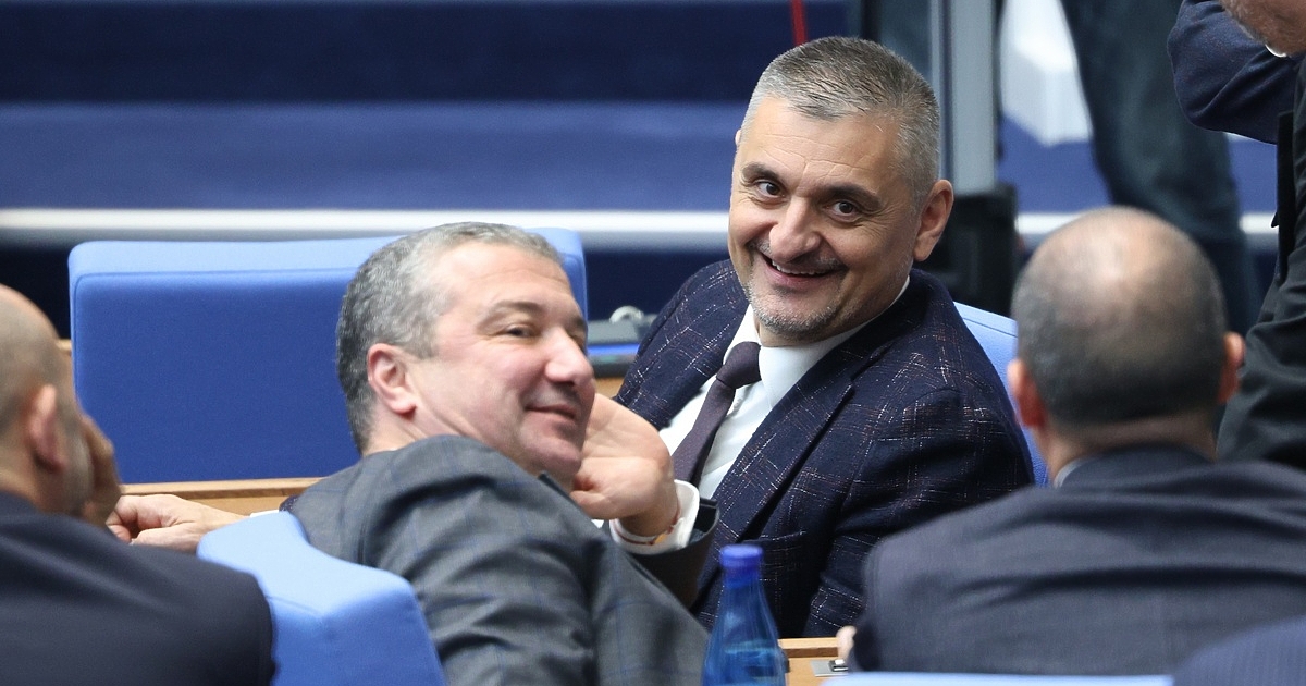 Парламентарната група (ПГ) на БСП-Обединена левица вече е с ново